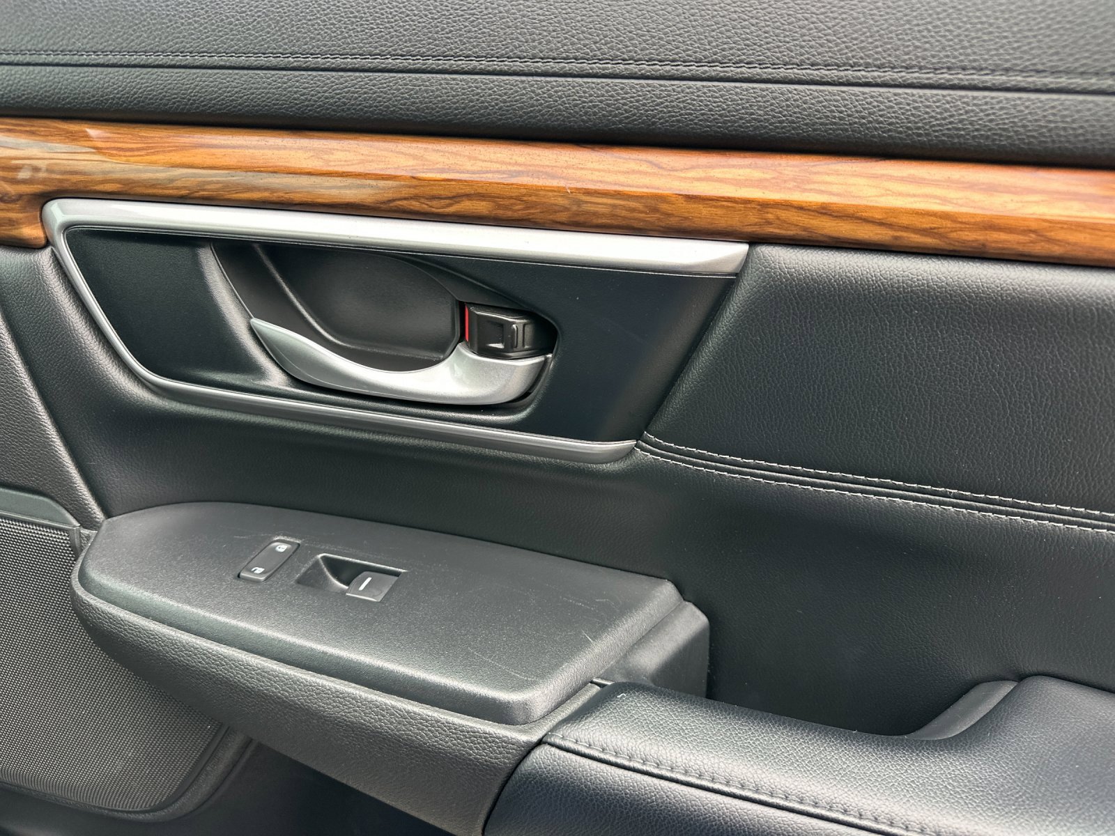 Used 2020 Honda CR-V Touring image 20