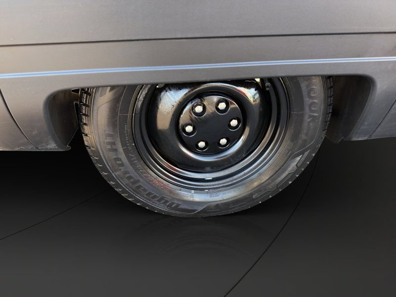 Used 2024 Rivian Delivery 500 FWD image 19