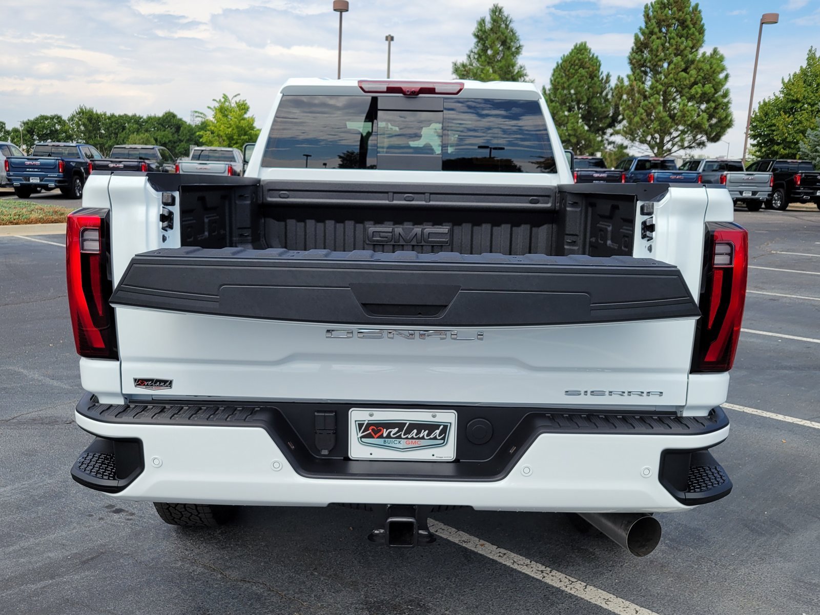 New 2026 GMC Sierra 2500 Denali w/ Denali Reserve Package image 10