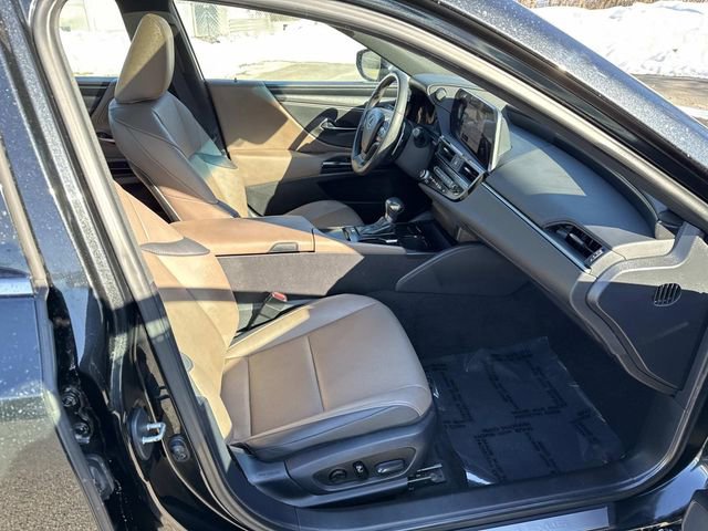 Used 2023 Lexus ES 350 w/ Accessory Package (Z1) image 9