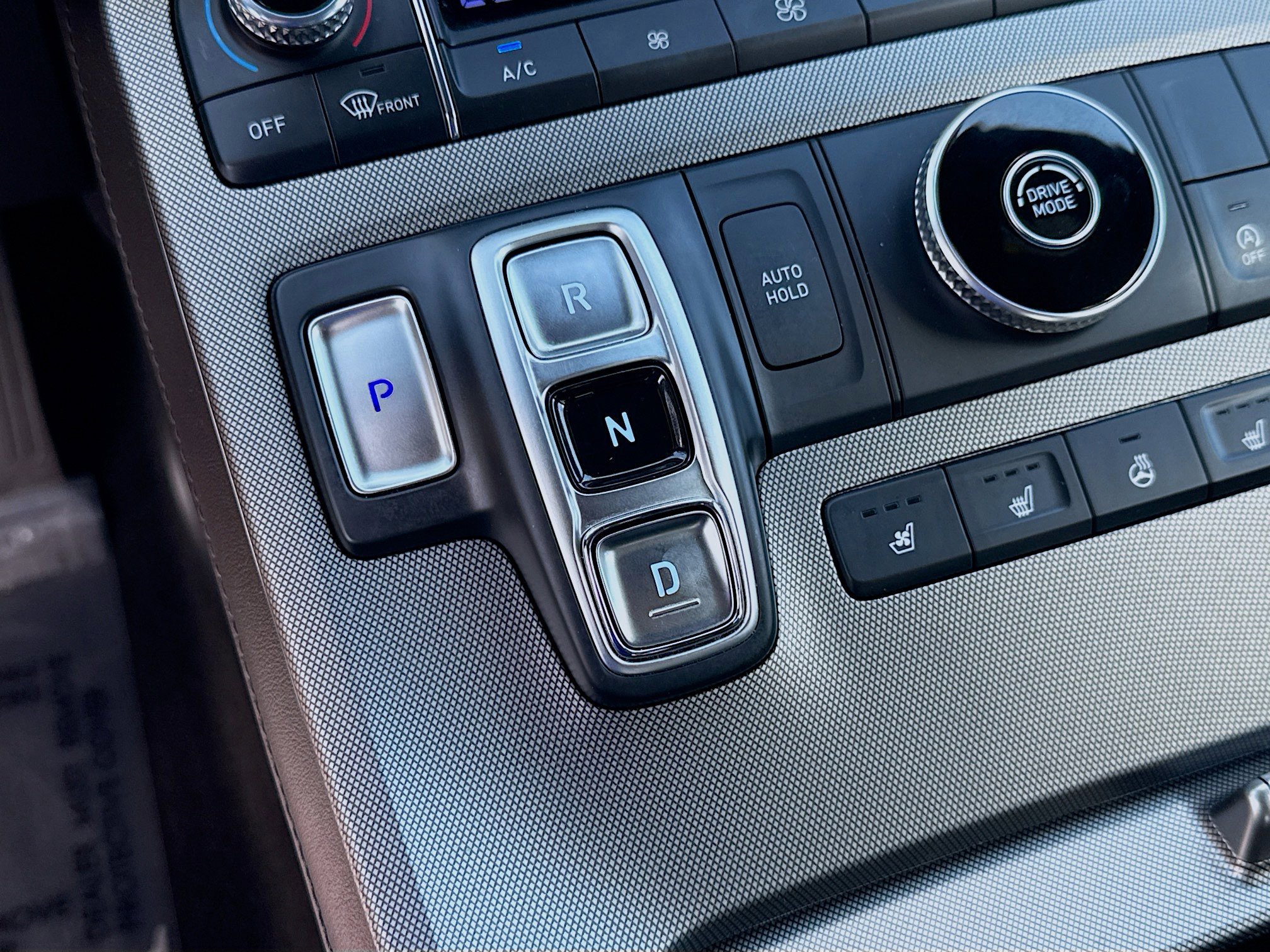 Used 2022 Hyundai Palisade Calligraphy image 14