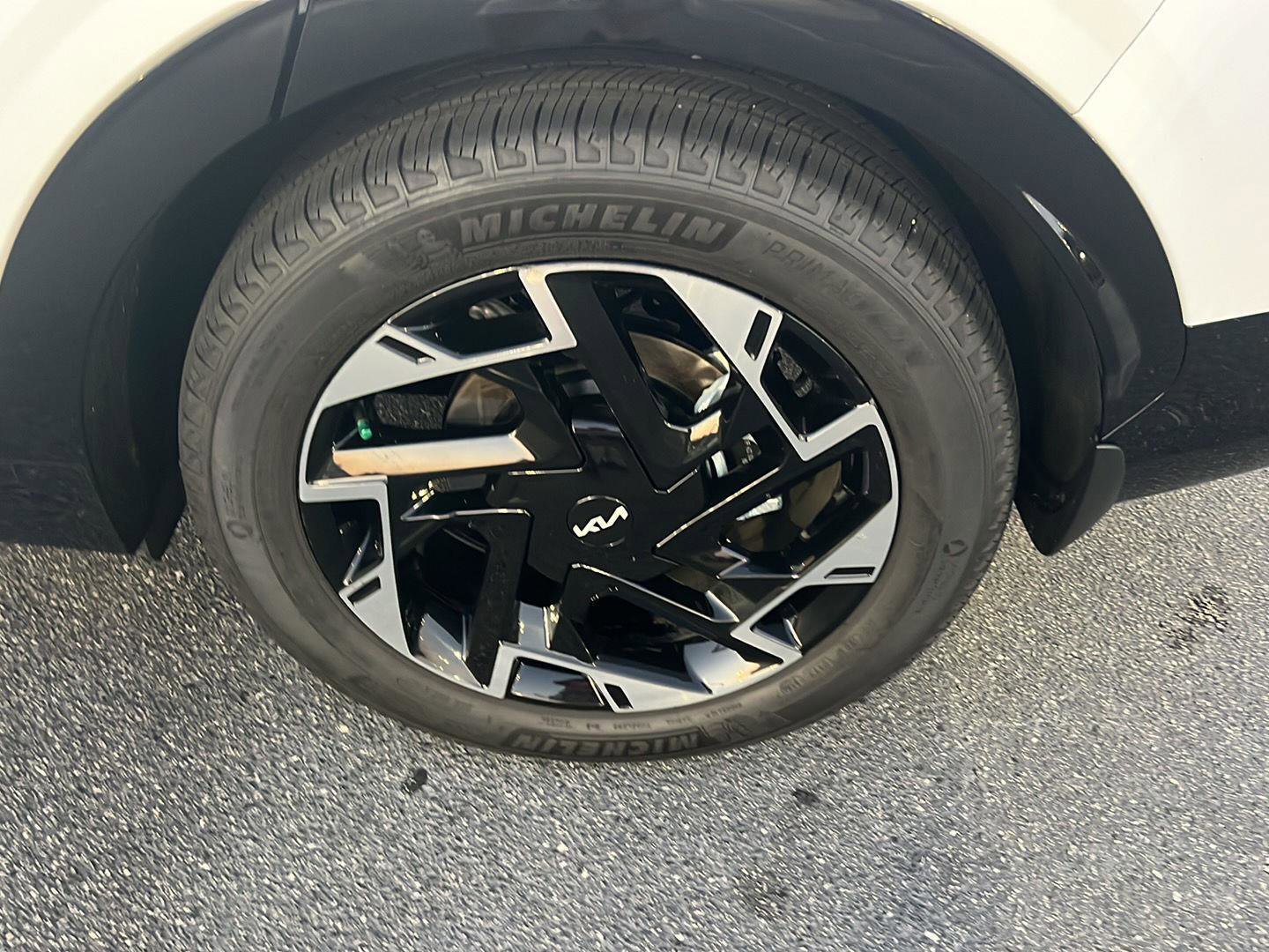 Used 2023 Kia Sportage SX image 40