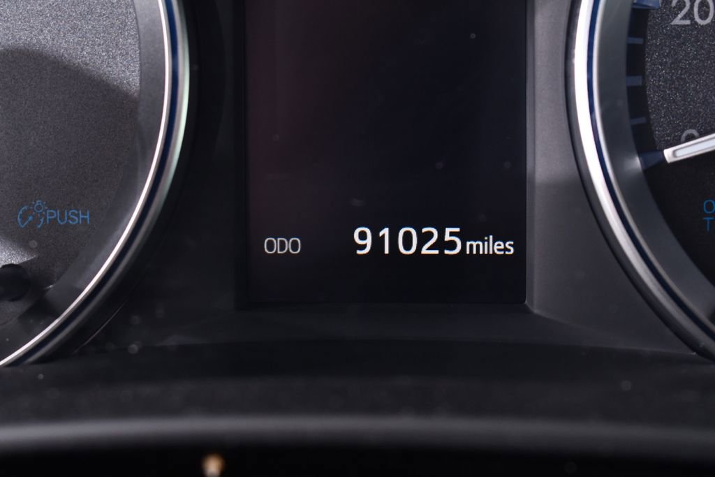 Used 2019 Toyota Highlander XLE AWD/4WD image 29
