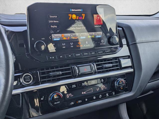 Used 2022 Nissan Pathfinder SL image 13