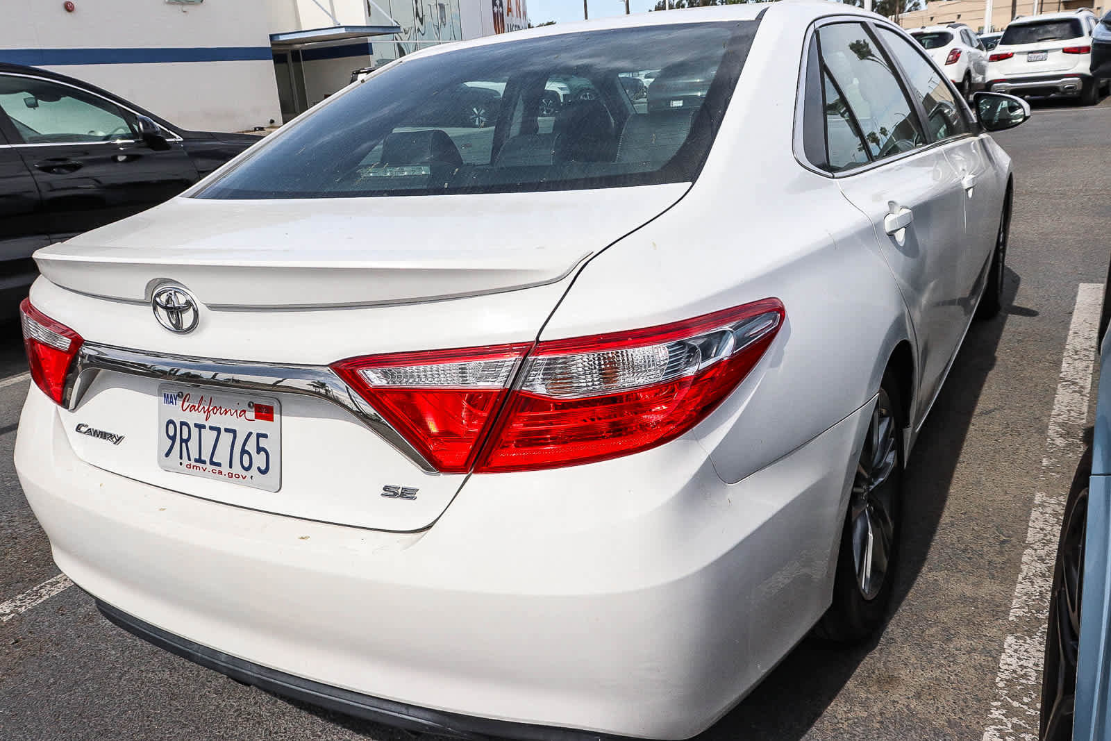 Used 2015 Toyota Camry SE image 5