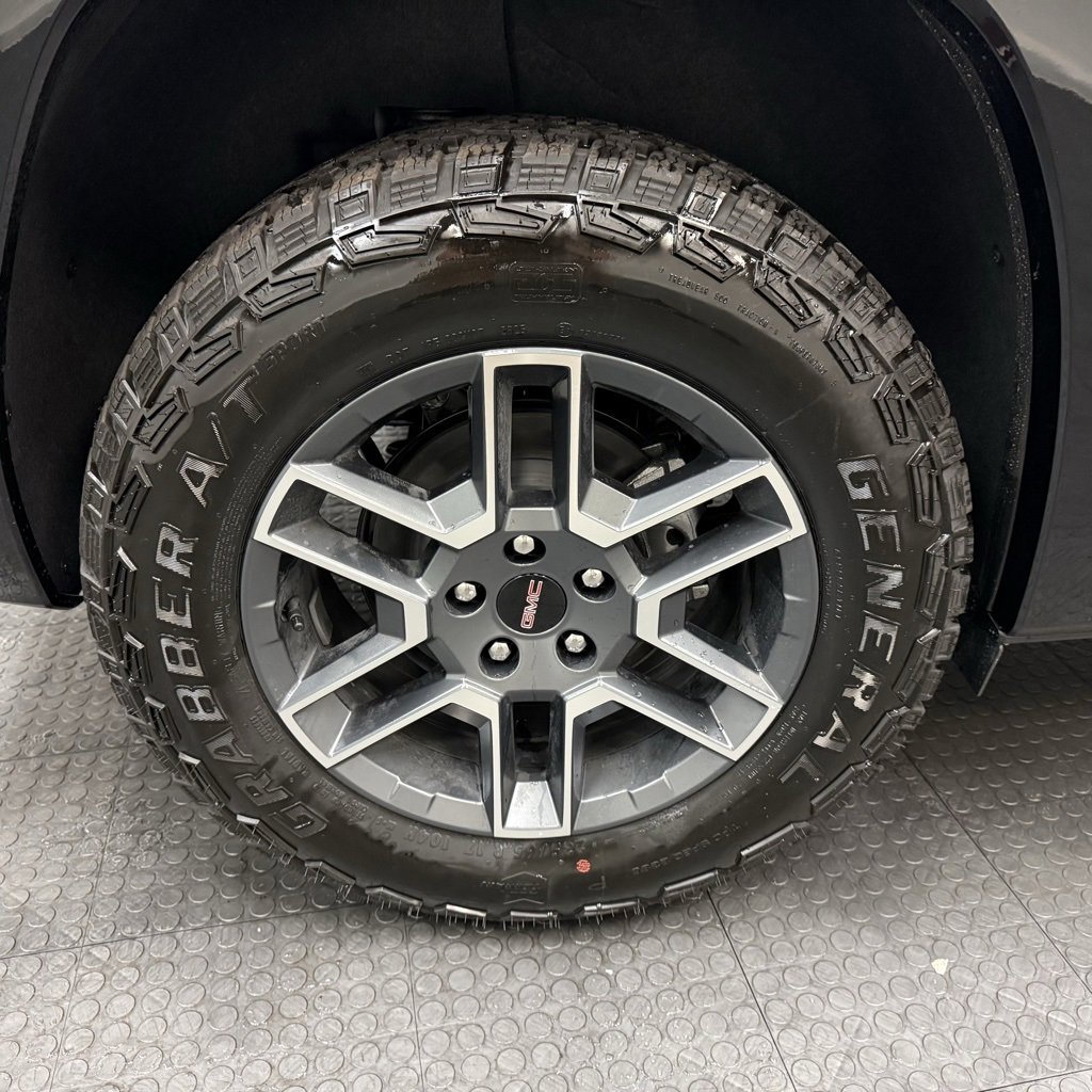 New 2026 GMC Terrain AT4 w/ LPO, Floor Liner Package image 12