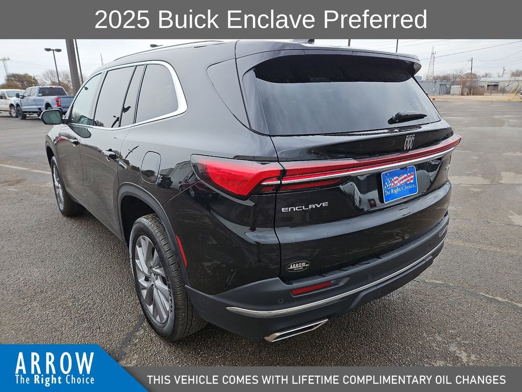 Used 2025 Buick Enclave Preferred image 9