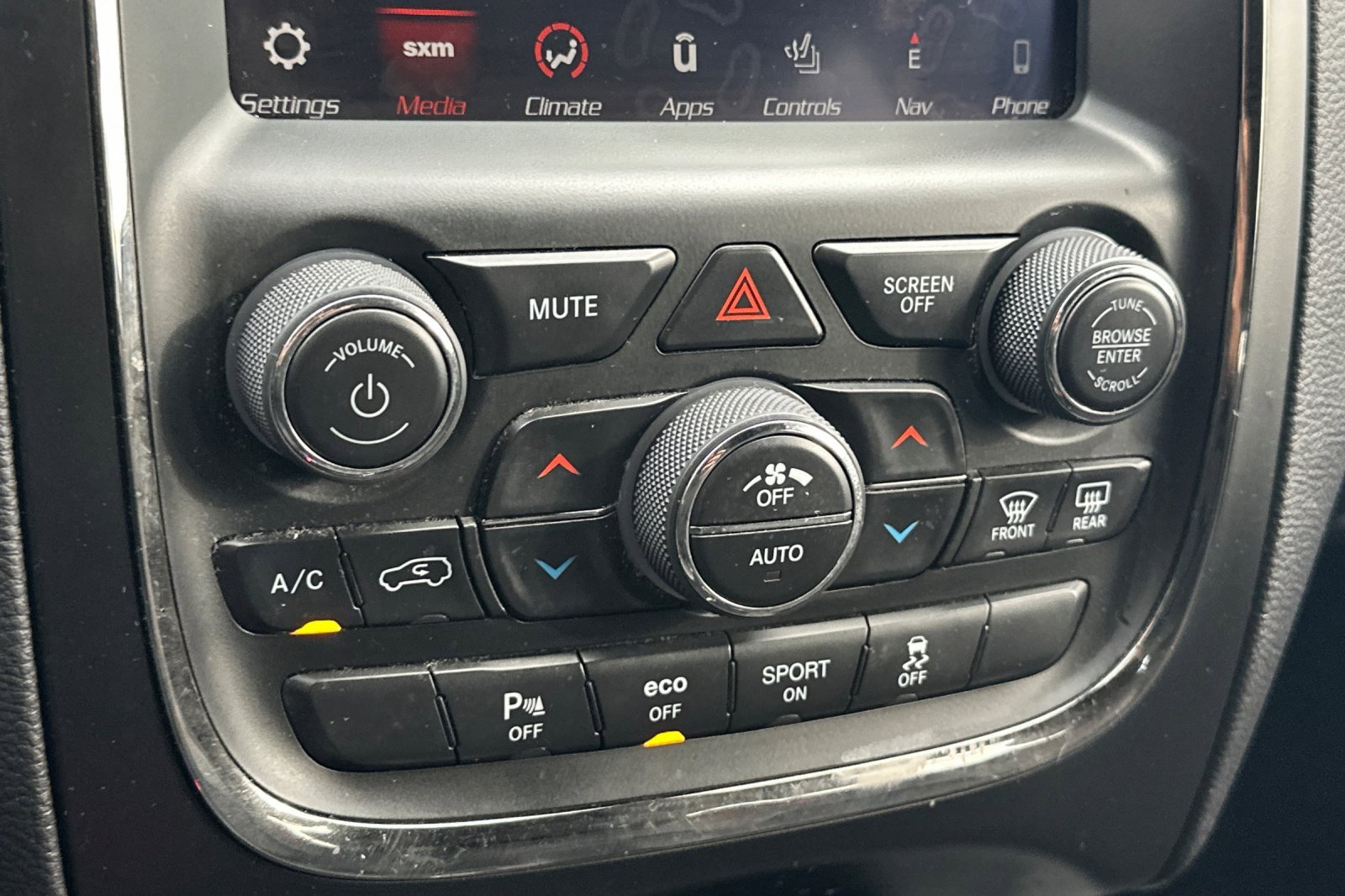 Used 2018 Dodge Durango R/T w/ Trailer Tow Group IV image 19