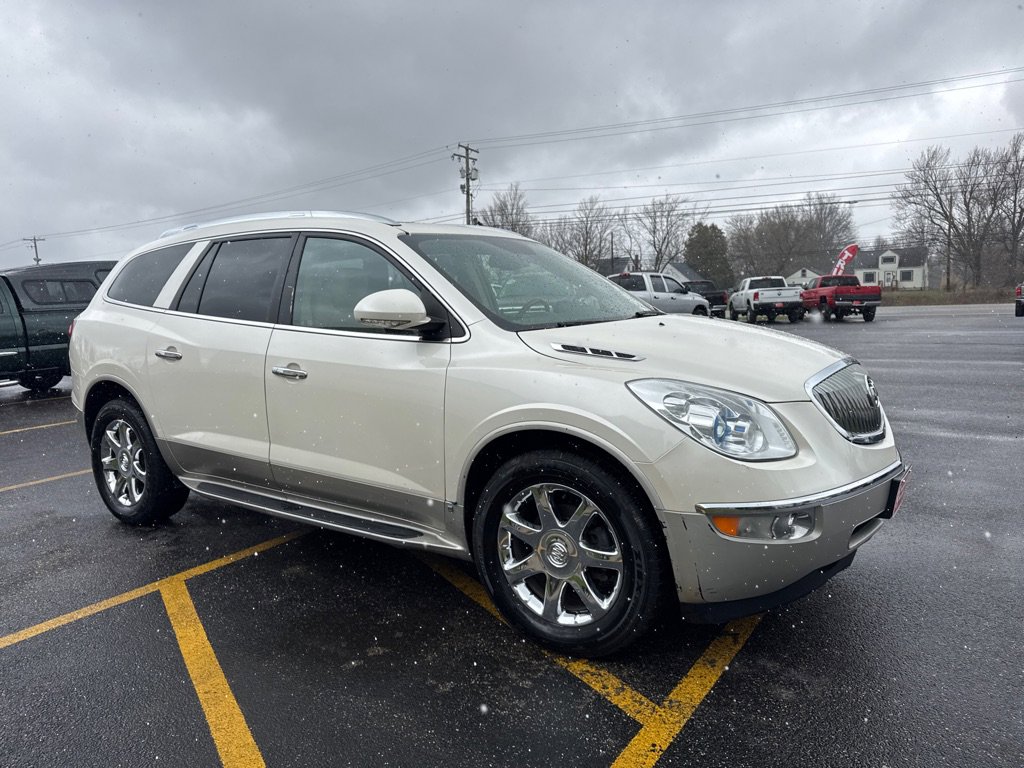 Used 2009 Buick Enclave CXL w/ Entertainment Package #3 image 4