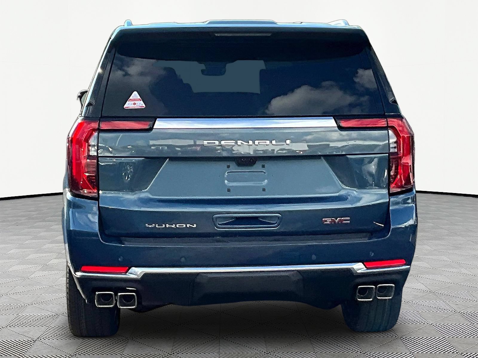 New 2026 GMC Yukon XL Denali w/ Denali Reserve Package AWD/4WD image 5