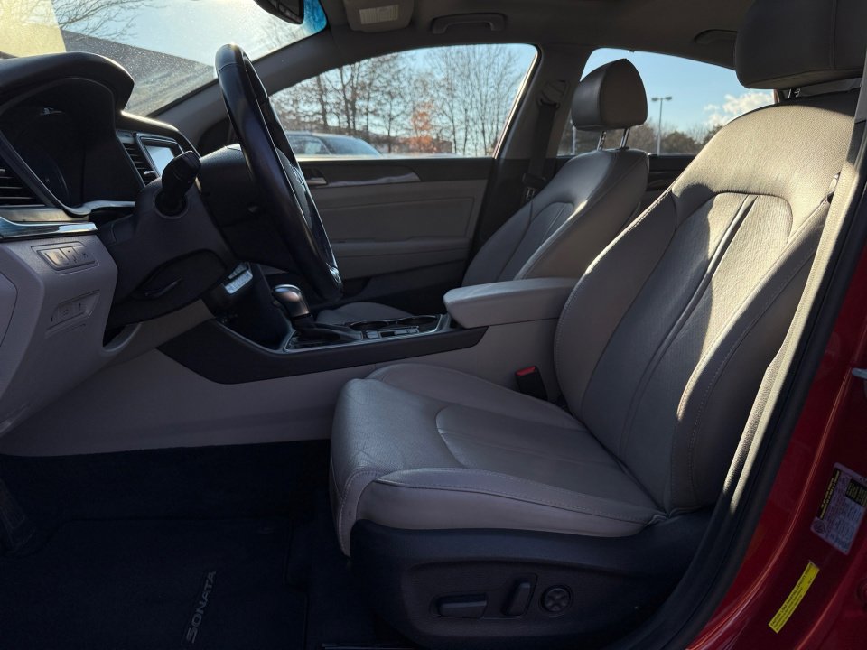 Used 2018 Hyundai Sonata Limited w/ Limited Ultimate Package 03 image 37