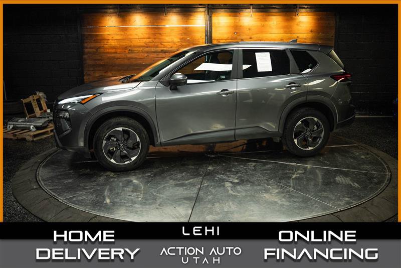Used 2024 Nissan Rogue SV FWD image 1