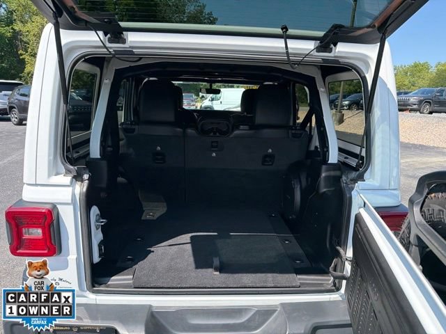 Used 2020 Jeep Wrangler Unlimited Sahara AWD/4WD image 15