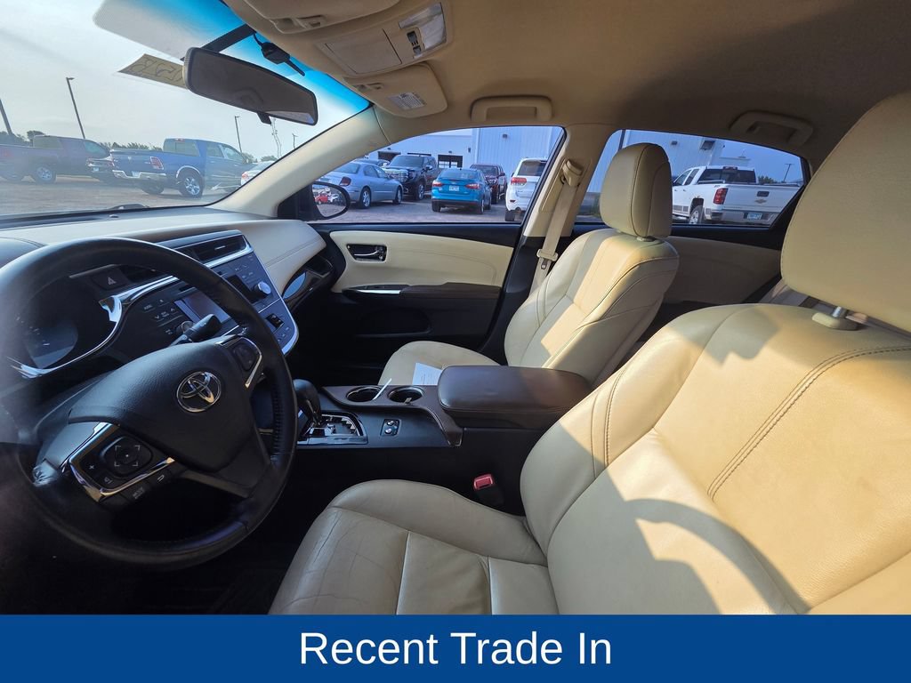Used 2014 Toyota Avalon XLE FWD image 12