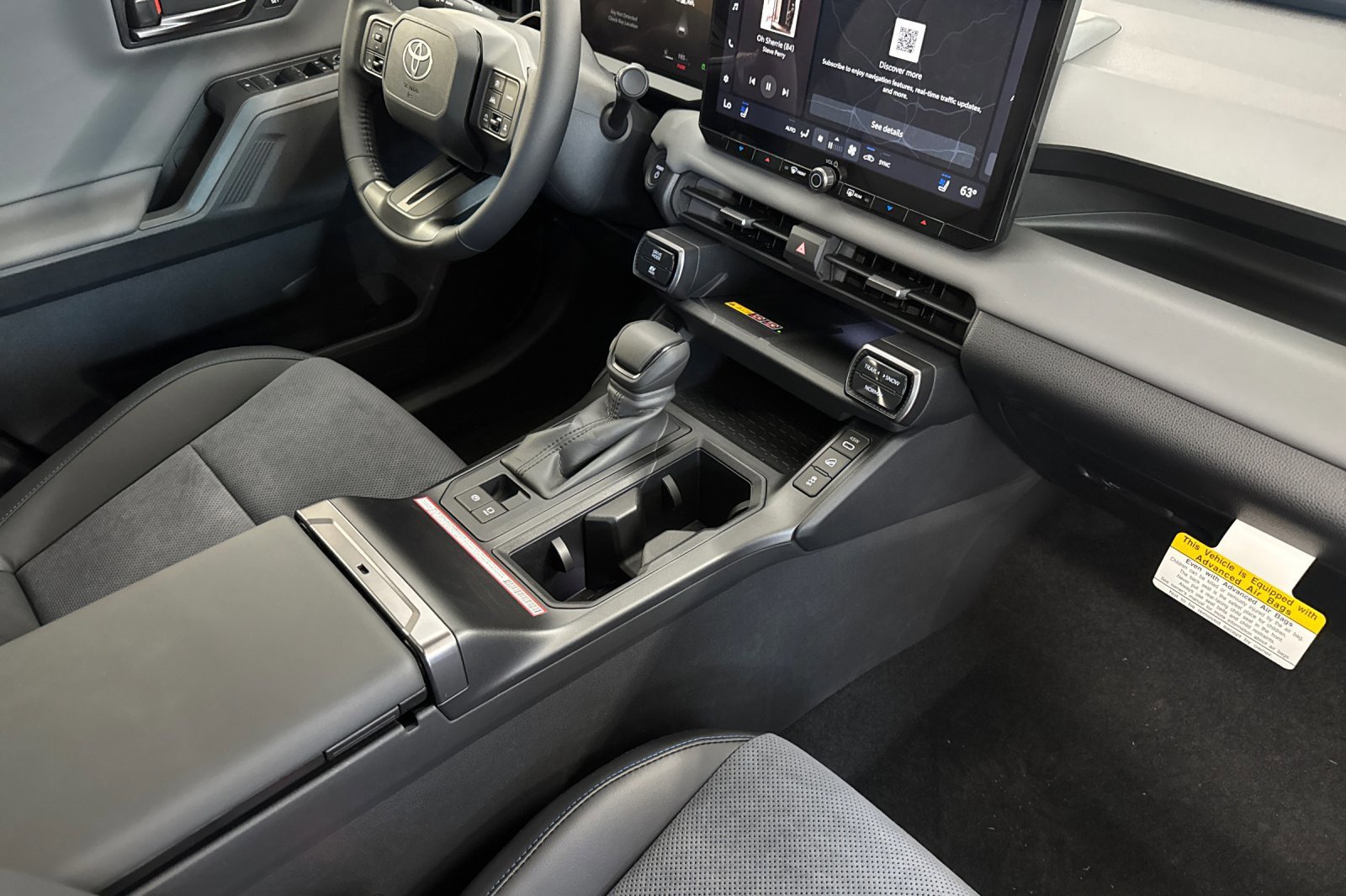 New 2026 Toyota RAV4 XSE image 18