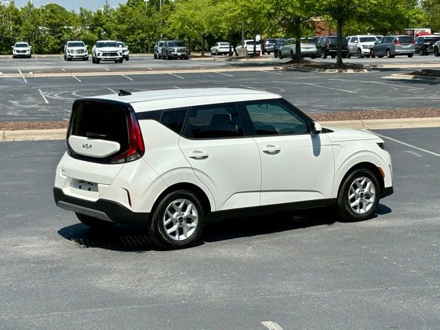 Used 2025 Kia Soul LX w/ LX Technology Package image 8