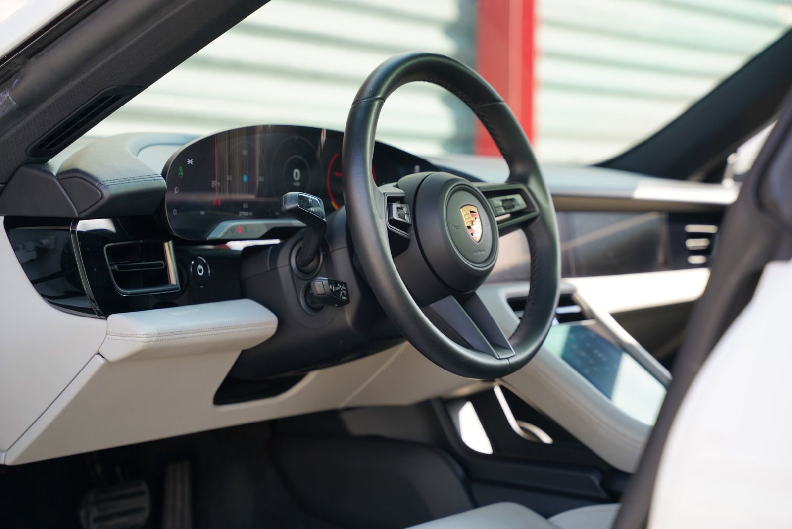 Used 2020 Porsche Taycan 4S w/ Premium Package image 5