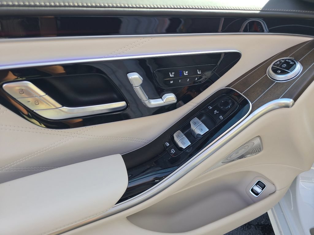 New 2026 Mercedes-Benz Maybach S 580 4MATIC image 40