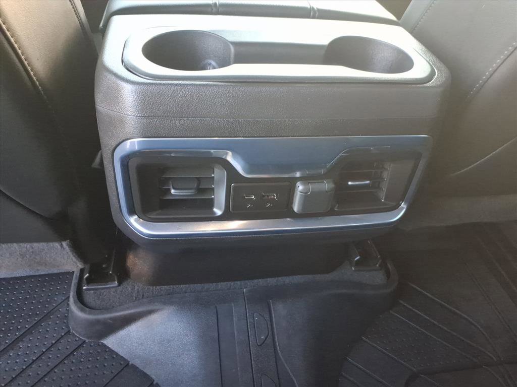 Used 2022 Chevrolet Silverado 1500 High Country image 9