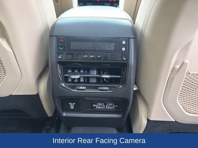 Used 2022 Jeep Grand Cherokee L Limited AWD/4WD image 27