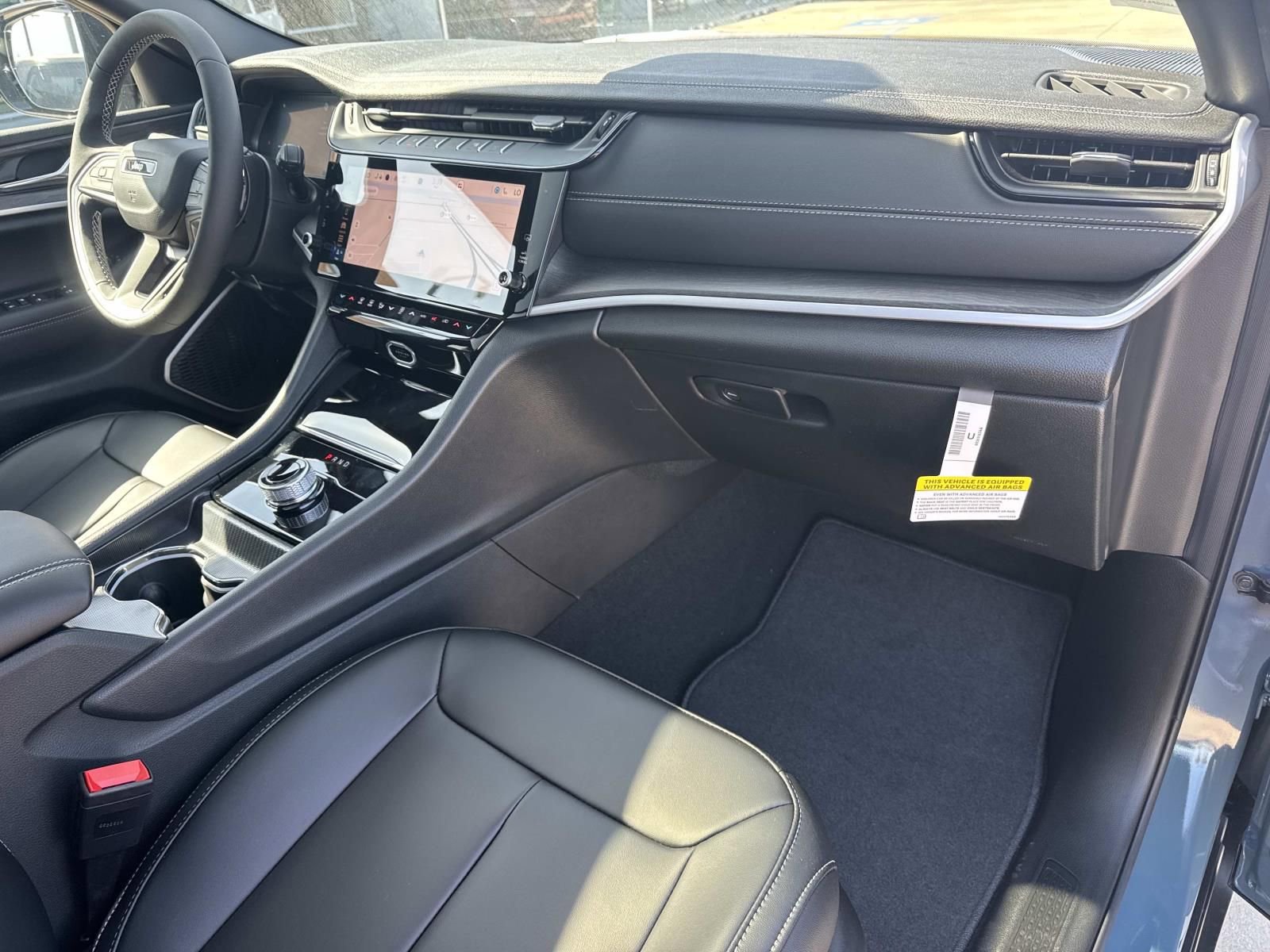 New 2026 Jeep Grand Cherokee Limited w/ Limited Altitude Package image 11