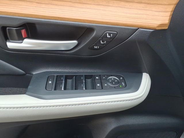 Certified 2026 Toyota Grand Highlander Platinum image 11