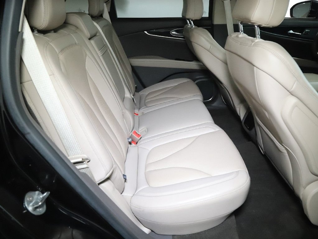 Used 2023 Lincoln Nautilus Reserve w/ Monochromatic Package AWD/4WD image 34
