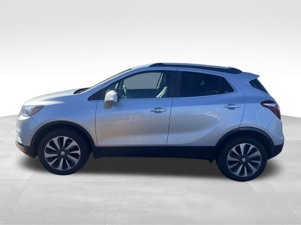 Used 2017 Buick Encore Essence AWD/4WD image 3