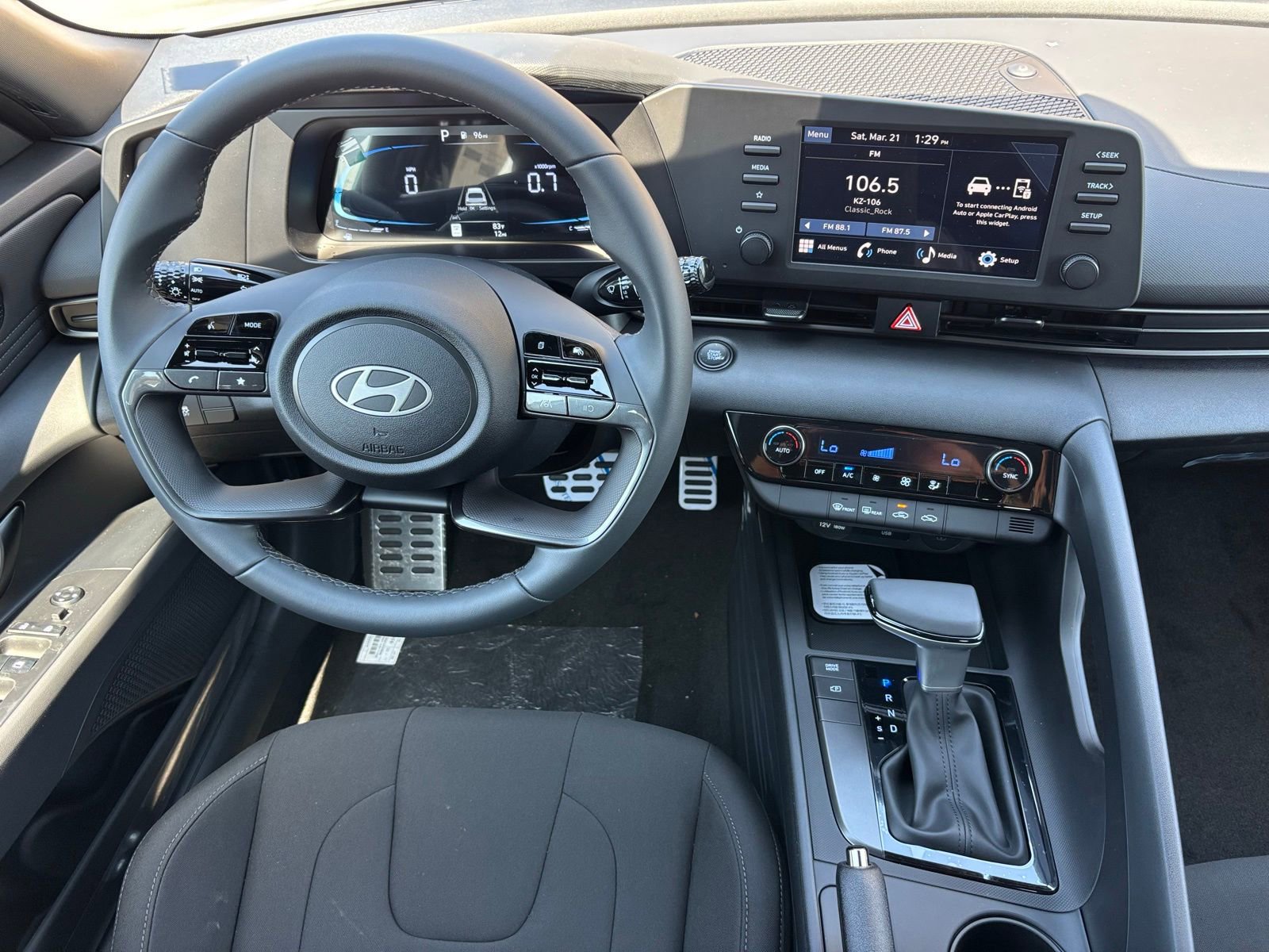 New 2026 Hyundai Elantra Sport w/ Cargo Package image 17