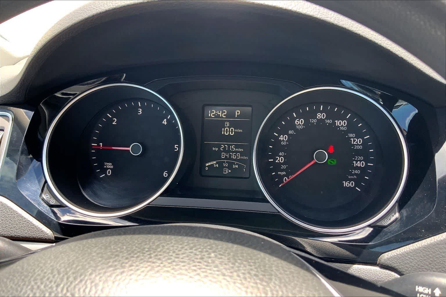 Used 2015 Volkswagen Jetta TDI S FWD image 17
