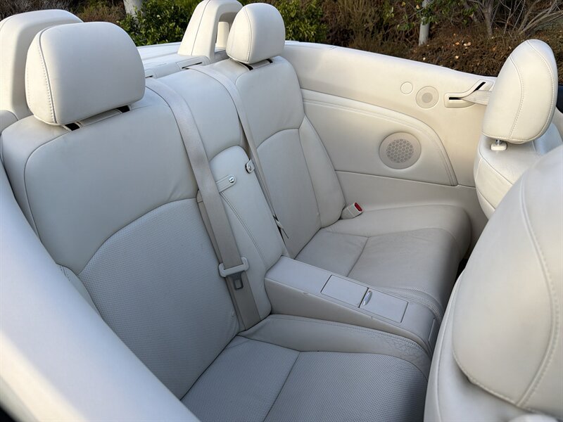 Used 2010 Lexus IS 350C RWD image 18