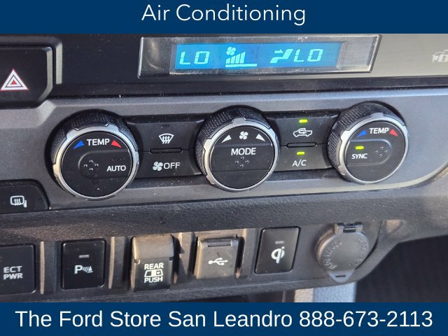 Used 2021 Toyota Tacoma TRD Sport w/ Technology Package RWD image 19