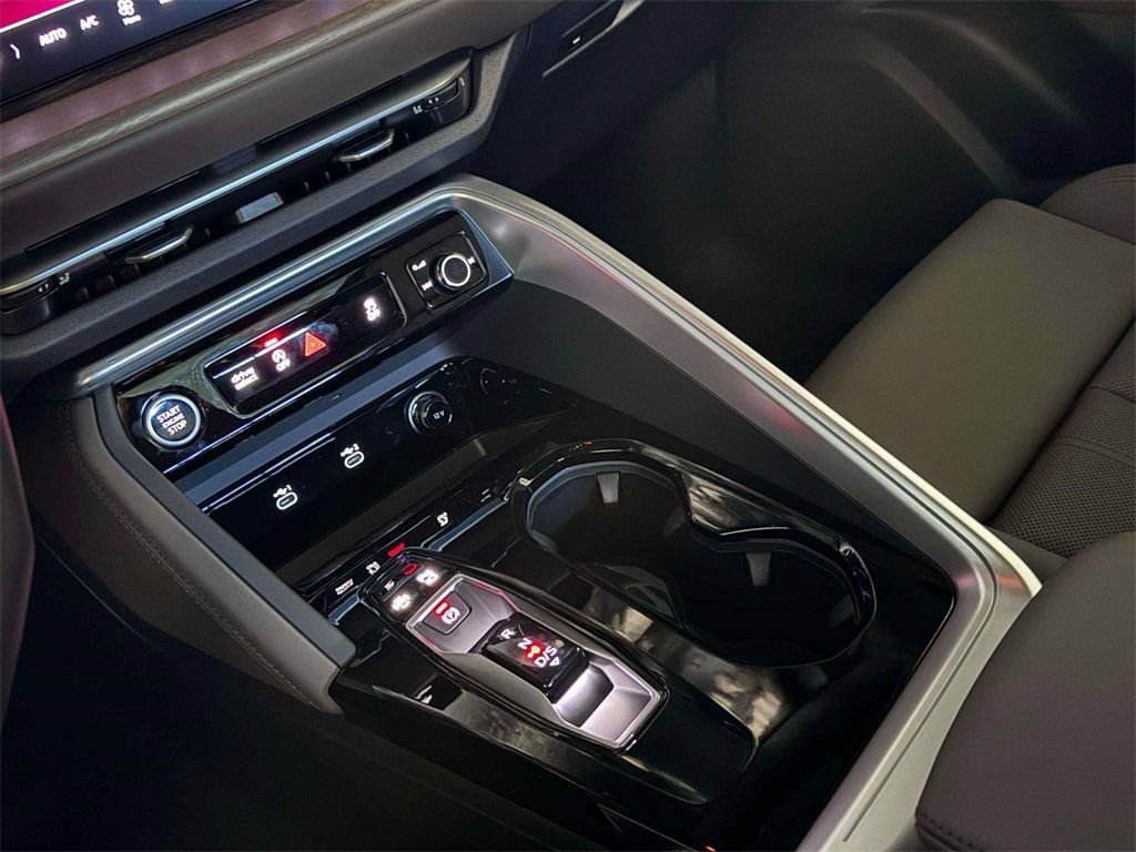 New 2025 Audi Q5 Premium Plus image 17