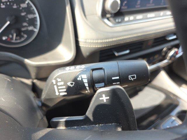 Used 2025 Nissan Rogue SV FWD image 43