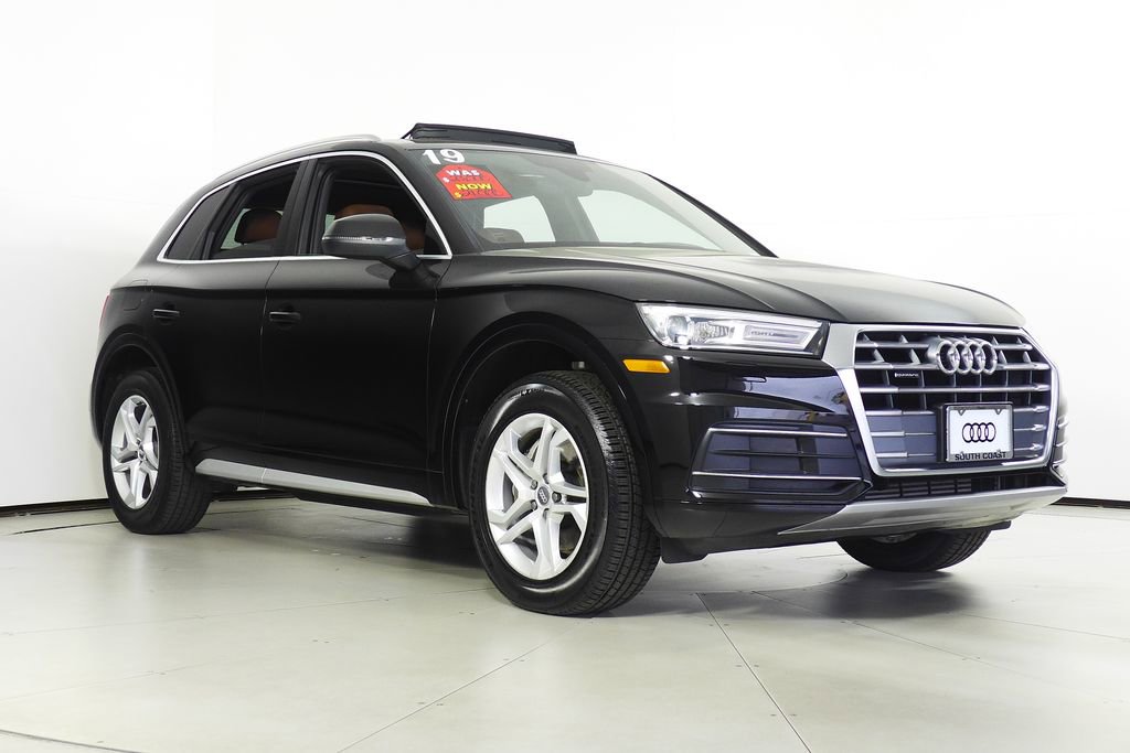 Used 2019 Audi Q5 2.0T Premium w/ Convenience Package image 4