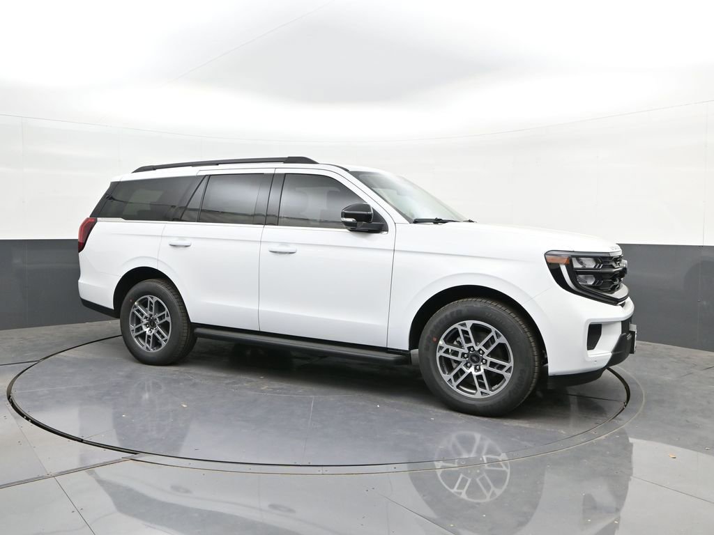 New 2026 Ford Expedition Active RWD image 17
