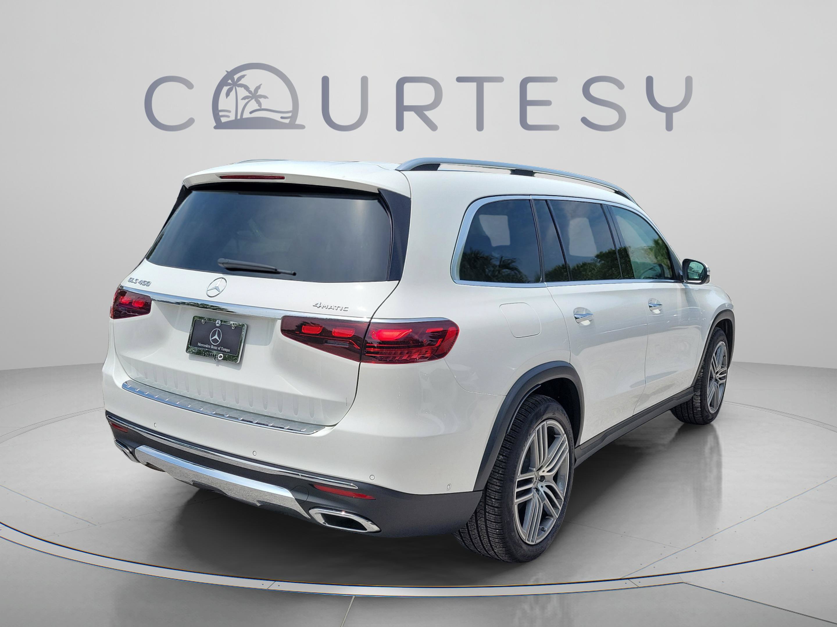 Certified 2026 Mercedes-Benz GLS 450 4MATIC image 5