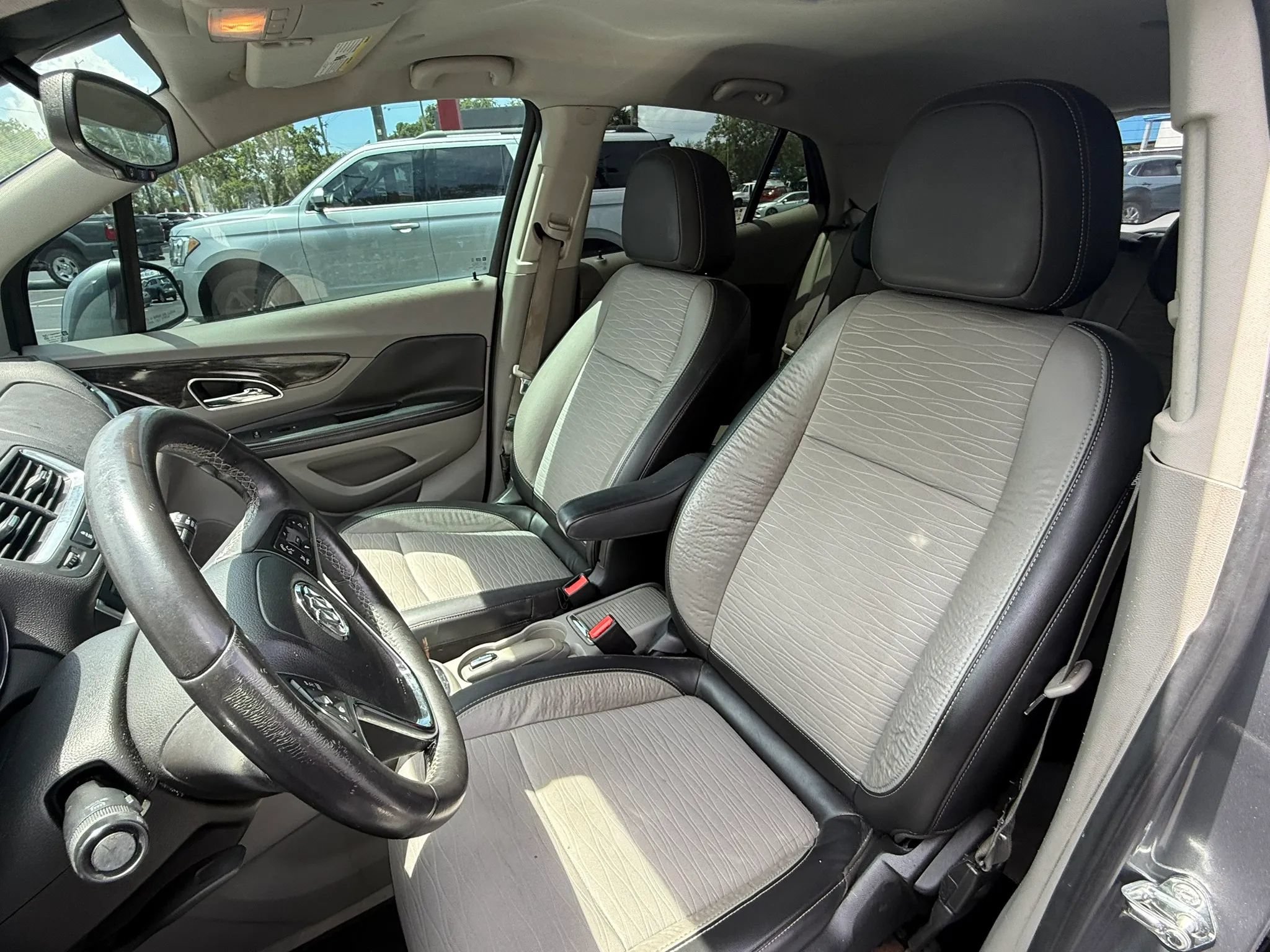 Used 2015 Buick Encore FWD image 14
