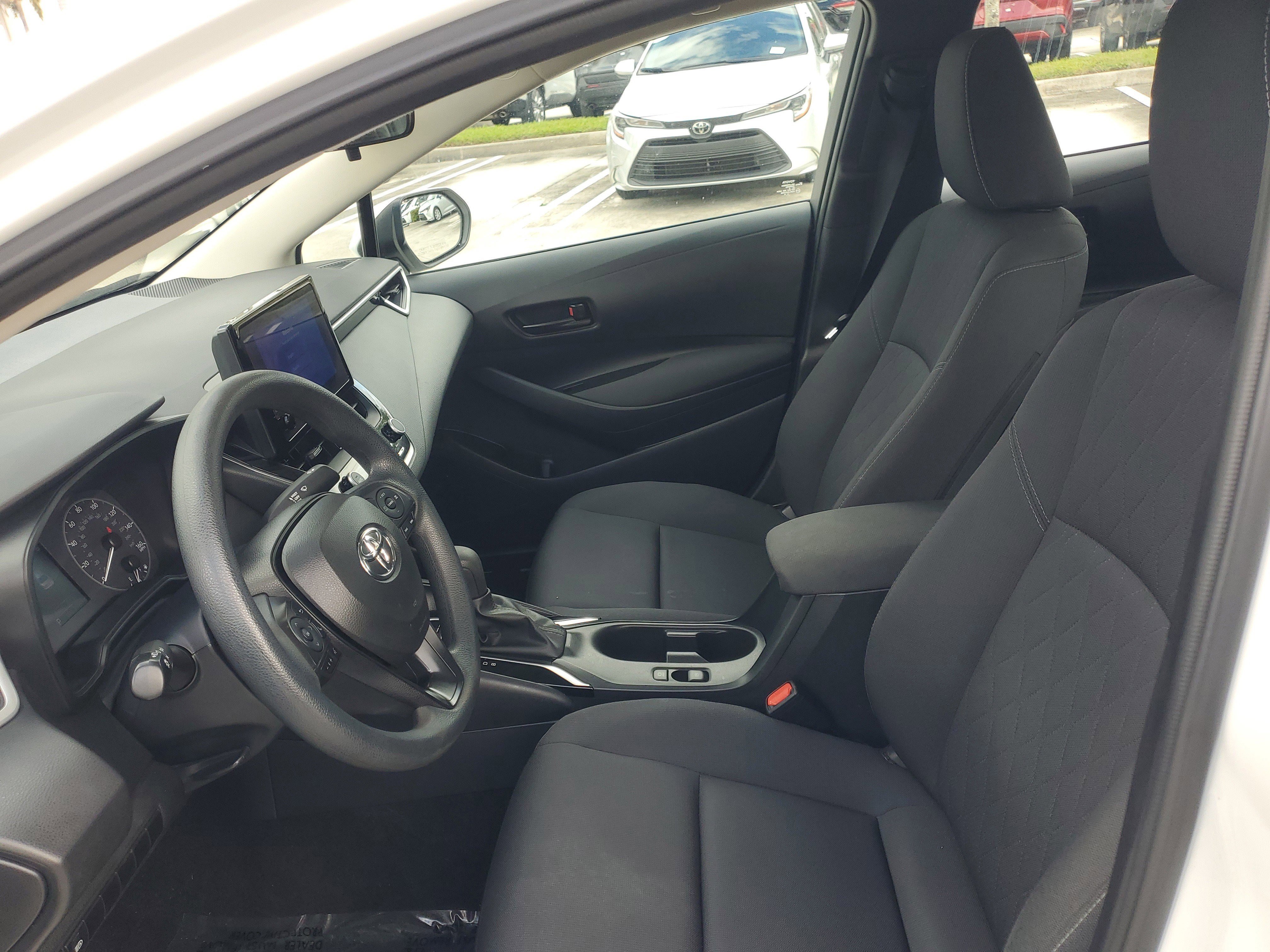 Used 2023 Toyota Corolla LE image 15