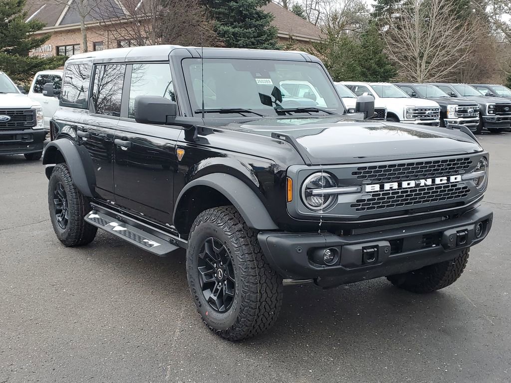 New 2026 Ford Bronco Badlands AWD/4WD image 3