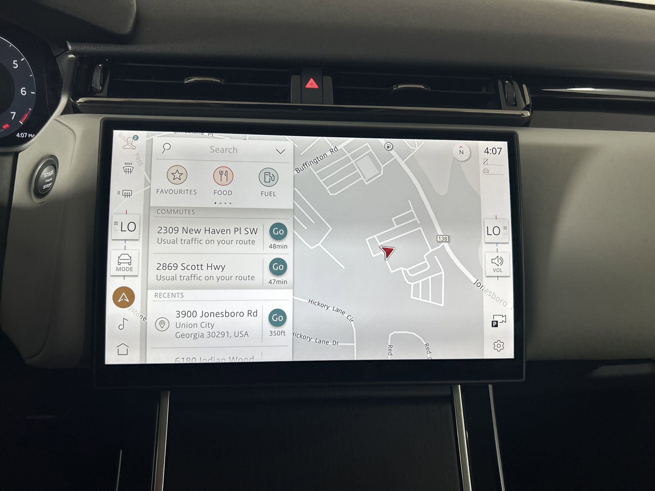 Used 2025 Land Rover Range Rover Velar Dynamic SE image 26