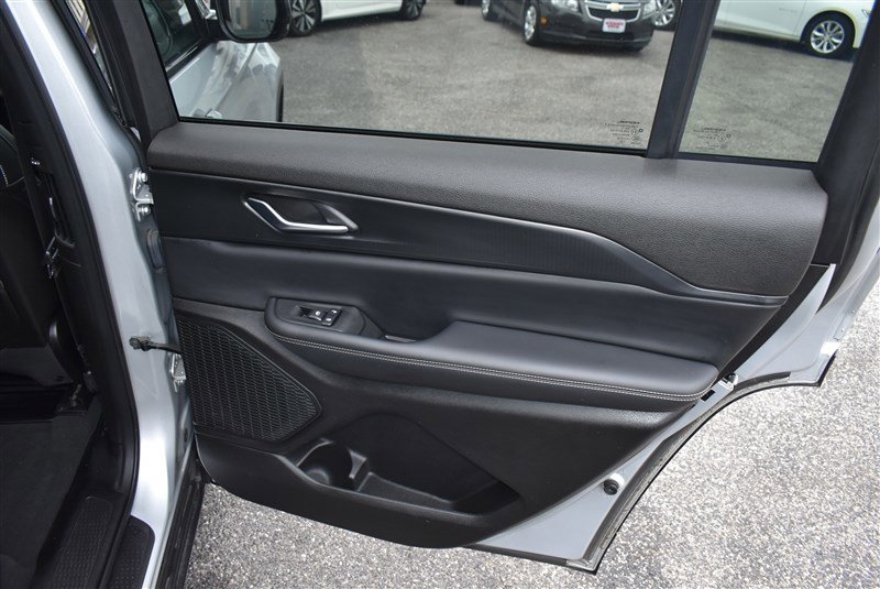 Used 2023 Jeep Grand Cherokee L Laredo AWD/4WD image 29