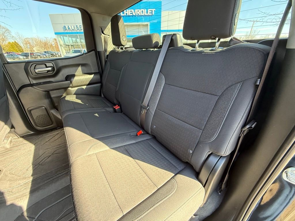 Used 2024 Chevrolet Silverado 1500 Custom w/ Turbomax Blackout Package image 25