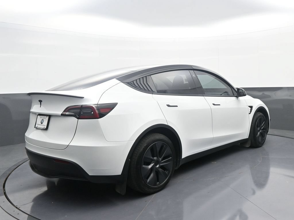 Used 2025 Tesla Model Y Long Range RWD image 7