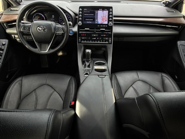 Certified 2020 Toyota Avalon XLE w/ Preferred Accessory Package FWD image 9