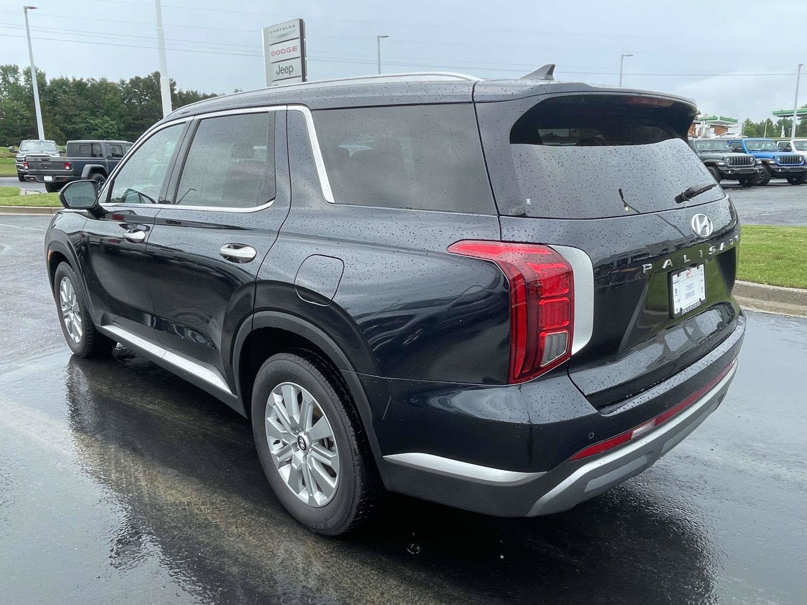 Used 2025 Hyundai Palisade SEL FWD image 18