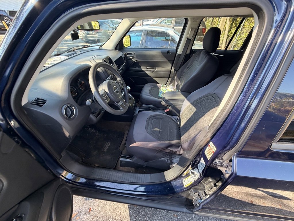 Used 2017 Jeep Patriot Sport w/ Power Value Group image 12