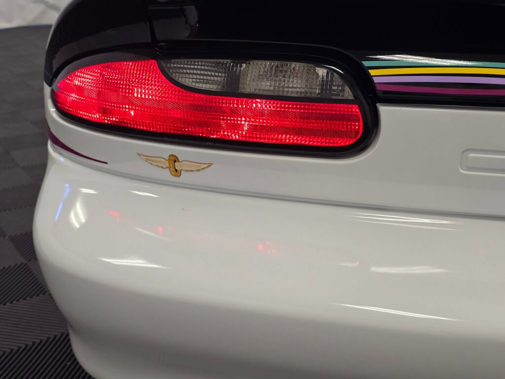 Used 1993 Chevrolet Camaro Z28 image 35