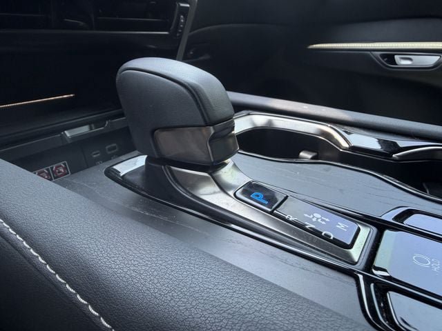 Used 2025 Lexus RX 350 Premium w/ Accessory Package (Z1) FWD image 18