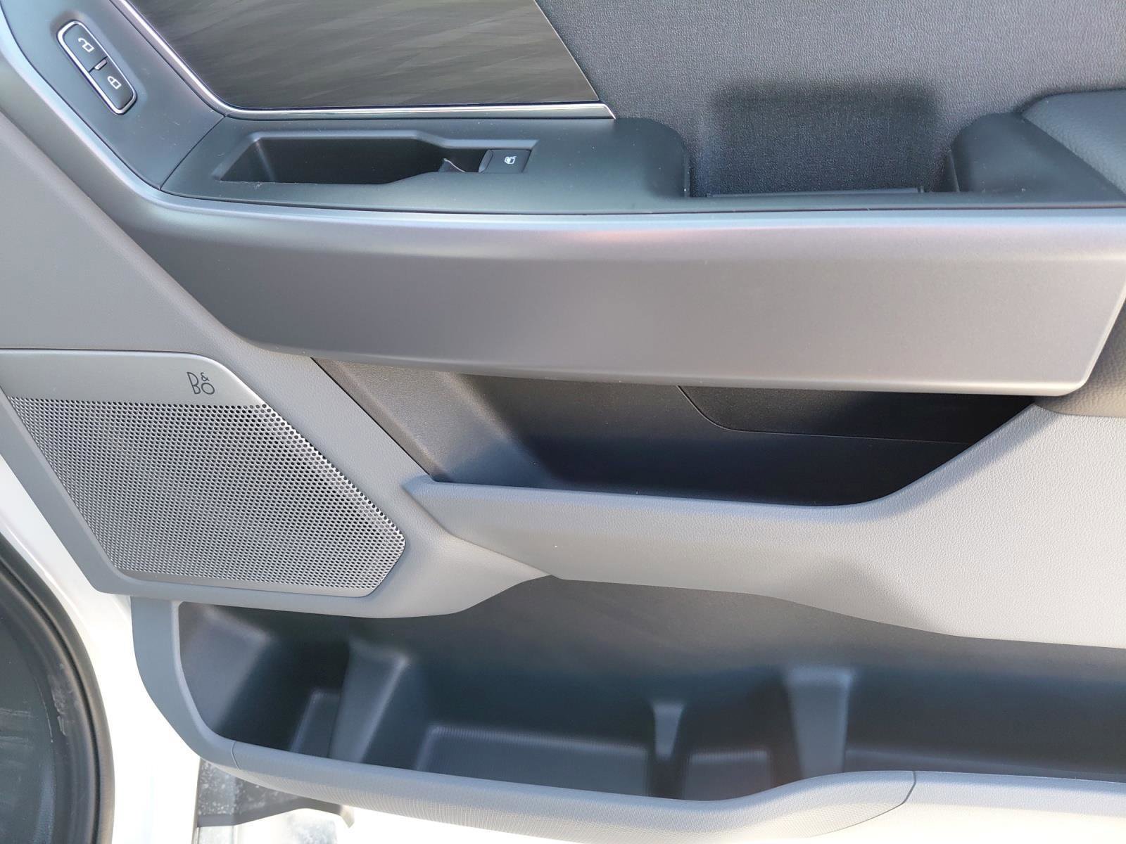 New 2026 Ford F150 Lariat w/ Equipment Group 501A Mid AWD/4WD image 18